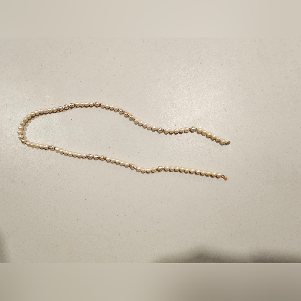 Monet Cream Pearl Necklace